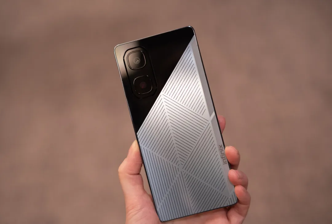 В Infinix создали концепт смартфона, работающего на солнечной энергии