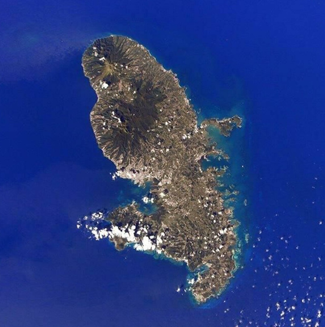 Orange и Eutelsat создали наземную станцию спутникового интернета на острове Мартиника в Карибском море