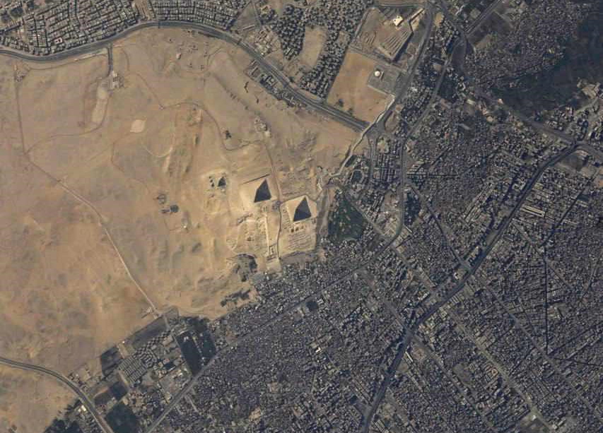 Российский космонавт Олег Платонов сфотографировал пирамиду Хеопса из космоса