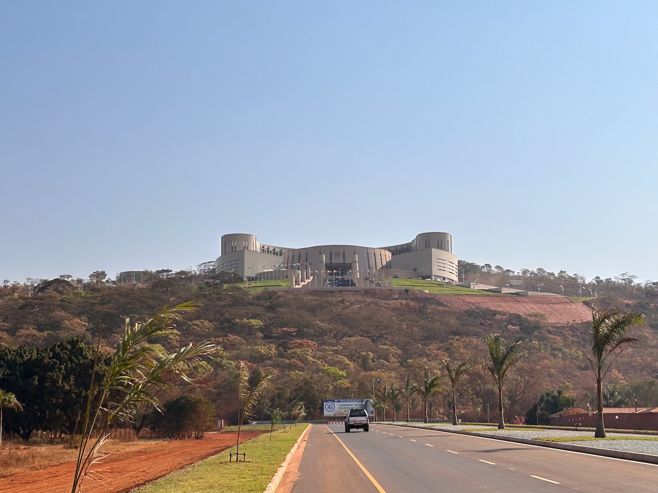 Кабинет министров Зимбабве одобрил Национальную стратегию развития искусственного интеллекта