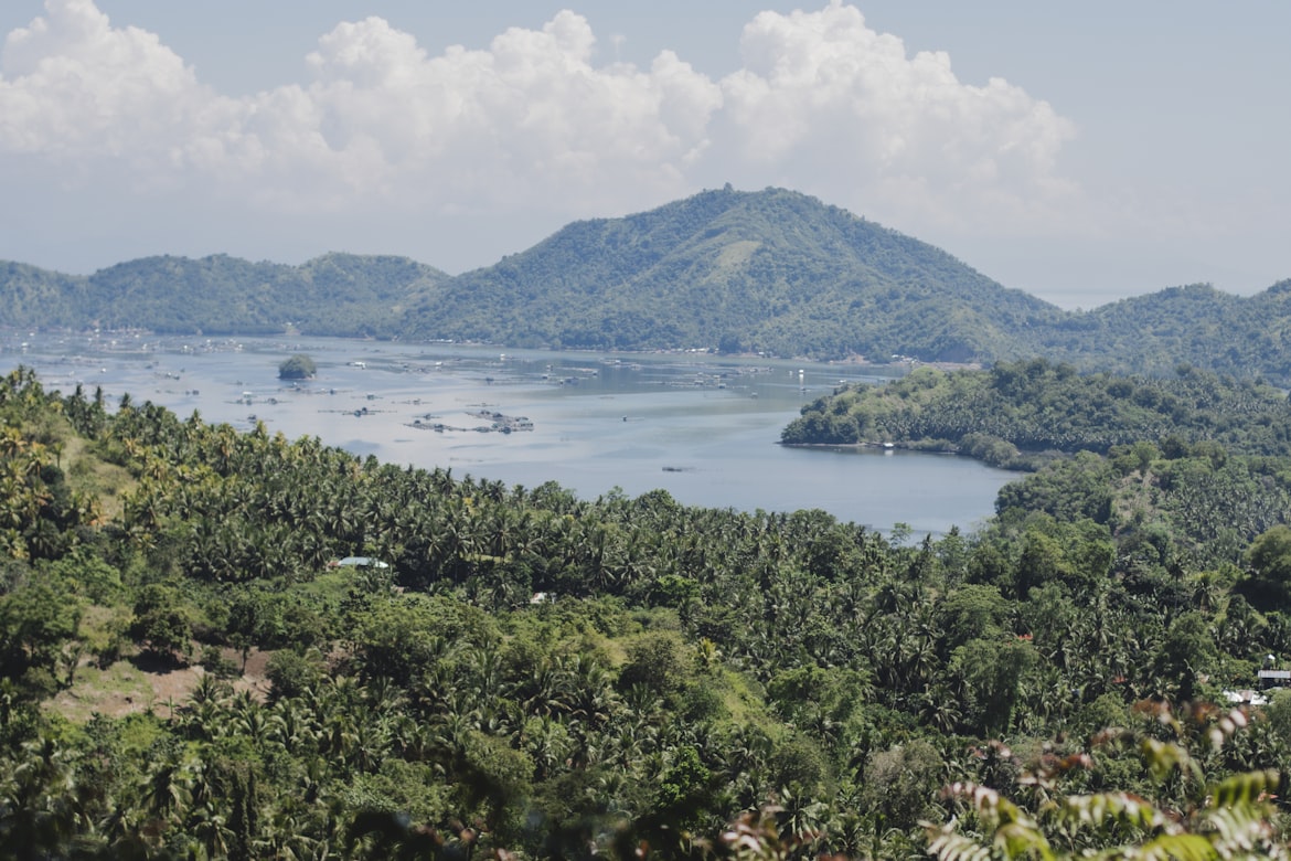 Globe: новый проекта подводного кабеля на остров Минданао