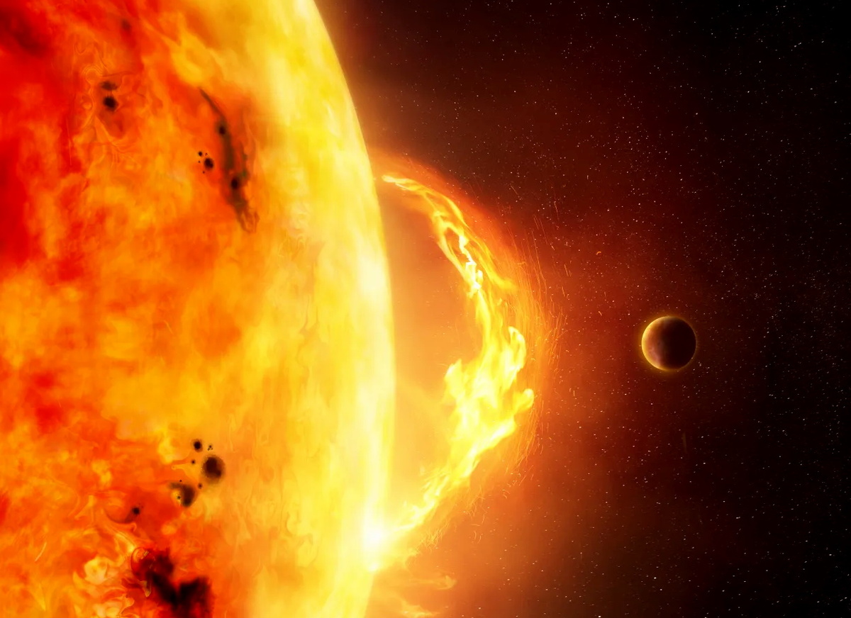 Из-за вспышки на Солнце уровень радиации в атмосфере Земли подскакивал в 10 раз