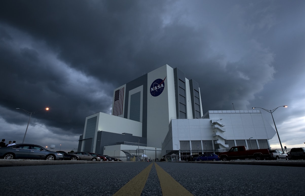 Дональд Трамп вынудит NASA уволить 20% сотрудников