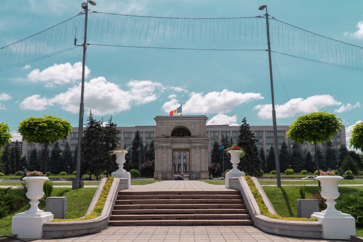 Moldcell намерена приобрести OCN Prime Capital SRL